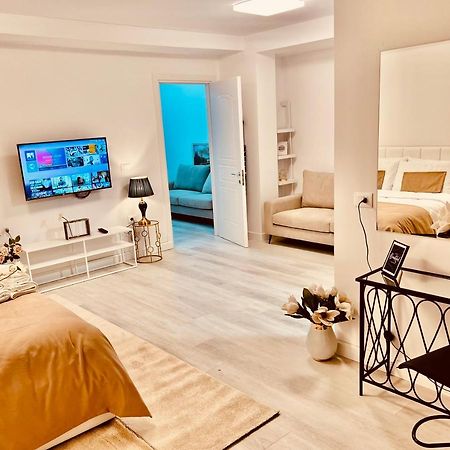 Leo'S Apartments Tirana Garden View Agim Kadrimi 외부 사진